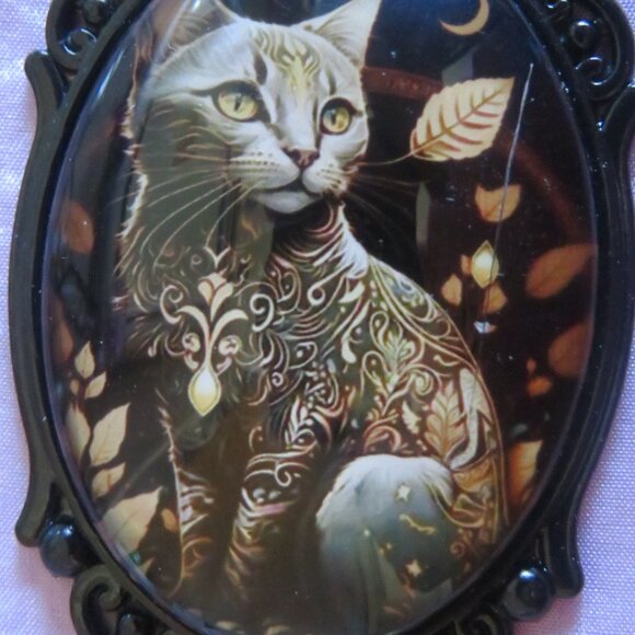 Shimmery Grey Boho CAT Cabochon Pendant with Cord (F60) - Picture 3 of 4